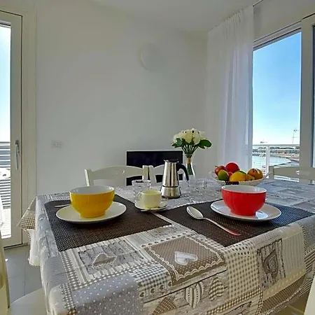 Hotel apartamentowy Al Molo - Agenzia Cocal