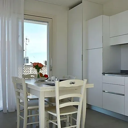 Lejlighedshotel Al Molo - Agenzia Cocal 4*