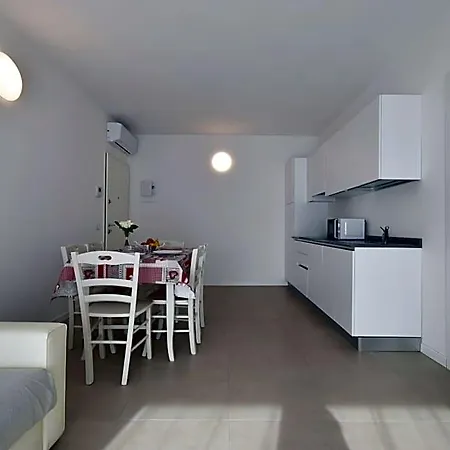 Lejlighedshotel Al Molo - Agenzia Cocal 4*