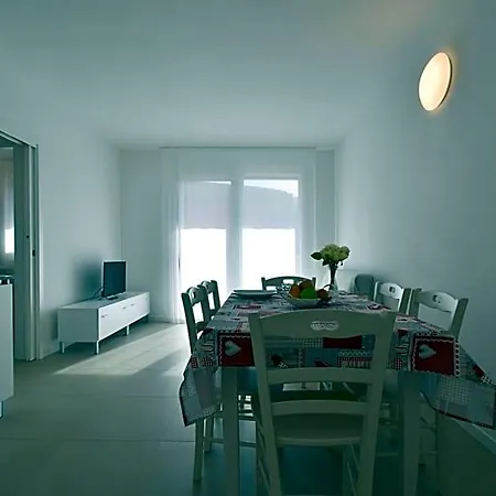 Al Molo - Agenzia Cocal 公寓式酒店 4*